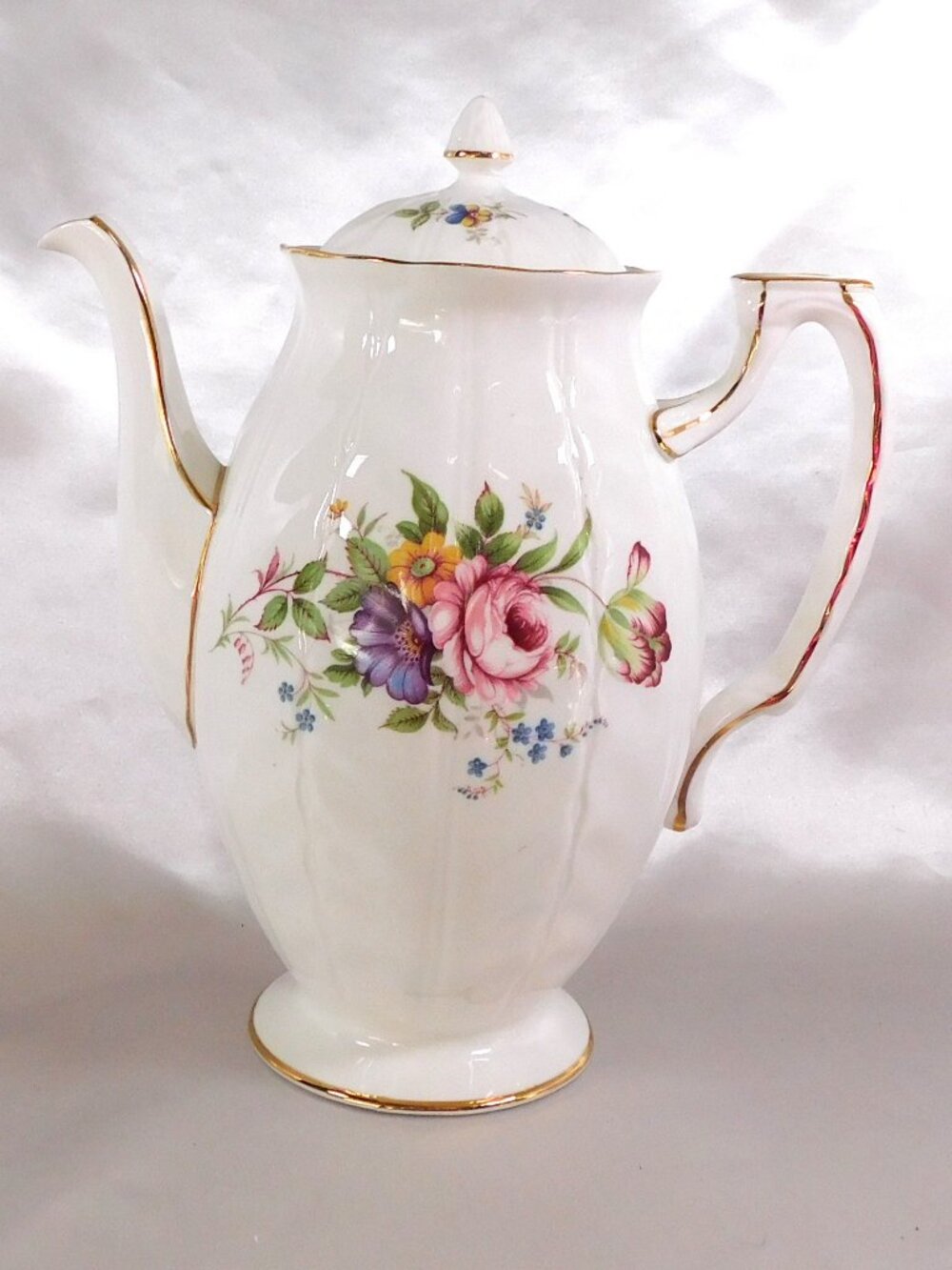 Aynsley White Floral Coffee Pot in Aynsley Spray # 25219